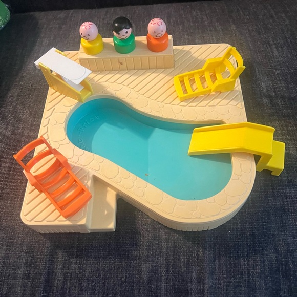 Fisher-Price Other - Vintage Fisher Price pool